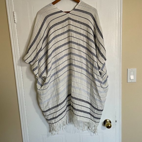 Aerie Ombre Striped Poncho / Swim-Suit Cover Up NWT - Picture 4 of 7